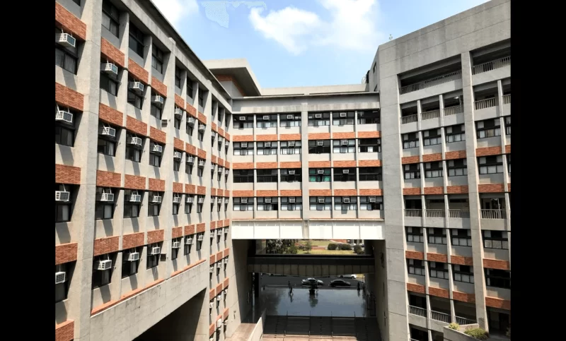 đại Học Khoa Học Kỹ Thuật Ngô Phụng.png