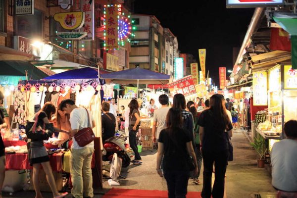 Chợ đêm Đài Đông - Top 7 điểm đến hấp dẫn tại Đài Đông