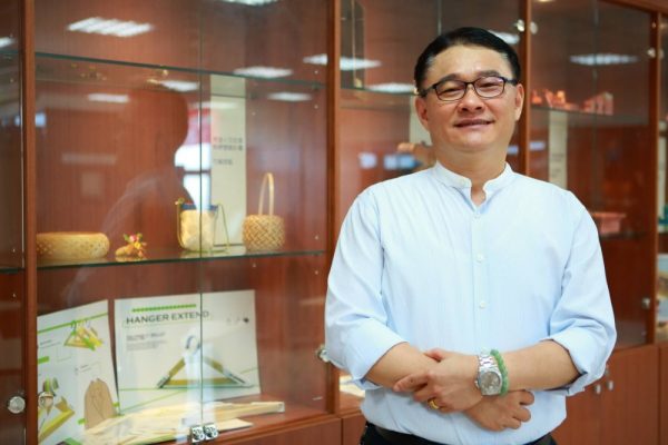Tiến sĩ Jyn Rong Chou trưởng Khoa Truyền Thông và Thiết Kế Đại học Nghĩa Thủ