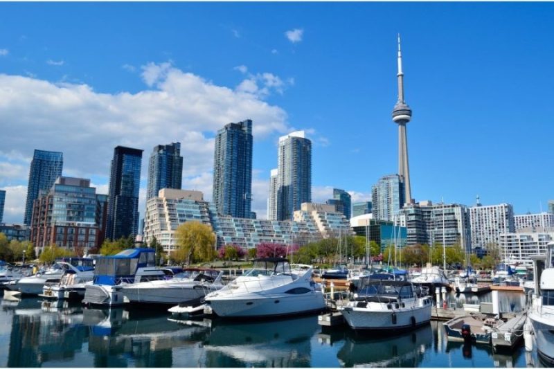 Dinh Cu Canada 900x600