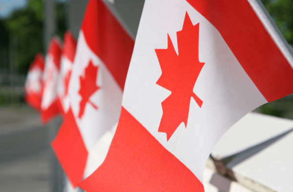 Thay Doi Cua Canada