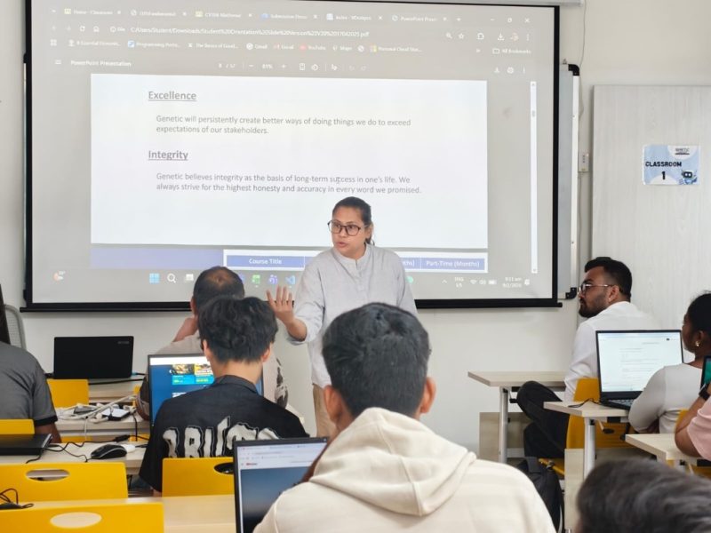 Du Hoc Nghe Singapore Tai Genetic Computer School